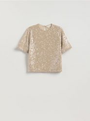 Cekinowy t-shirt boxy - kremowy. Białe t-shirty damskie Reserved, l, bez wzorów, z dzianiny, bez kołnierzyka. Za 99.99 zł.