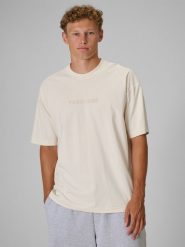 4F Regular Size: T-shirt loose z nadrukiem 4F | Tomasz Fornal - kremowy L. Białe t-shirty męskie 4f, l, z aplikacjami, z bawełny, bez kołnierzyka. Za 99.99 zł.