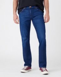 WRANGLER GREENSBORO MĘSKIE SPODNIE JEANSOWE THE BULLSEYE W15QYI39K 112144766. Spodnie materiałowe męskie Wrangler, bez wzorów, z jeansu. Za 239.99 zł.