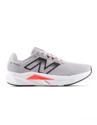 Buty biegowe New Balance FuelCell Propel V5 Szare. Szare buty fitness męskie New Balance, do biegania. Za 667.60 zł.