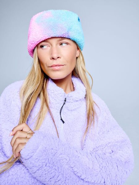 Czapka - Teddy Twist - Różowo-niebiesko-żółta. Niebieskie czapki męskie POEDERBAAS, bez wzorów, z materiału. Za 221.12 zł.