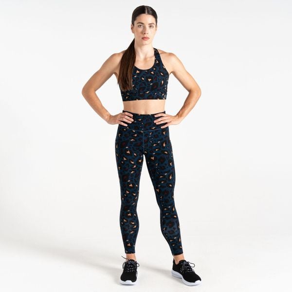 Legginsy sportowe damskie Influential. Zielone legginsy damskie Dare 2b, bez wzorów, z materiału. Za 157.70 zł.