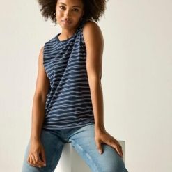 Damski top bez rękawów Fariene Cotton. Niebieskie topy damskie Regatta, bez wzorów, z bawełny, bez kołnierzyka. Za 145.00 zł.
