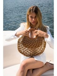 Maison héritage PARIS Torebka "Aira" w kolorze jasnobrązowym - 39 x 40 cm rozmiar: onesize. Brązowe torebki klasyczne damskie maison héritage PARIS, bez wzorów, z materiału, bez dodatków. Za 260.99 zł.