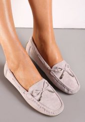 Jasnofioletowe Mokasyny z Cholewką przed Kostkę z Przeszyciami i Ozdobną Kokardką Yaledia. Fioletowe mokasyny damskie Renee, z jeansu. Za 69.99 zł.