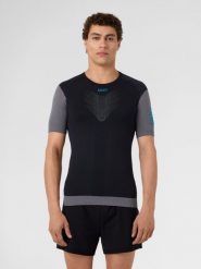 PB42 Running T-Shirt. Czarne t-shirty męskie UYN, xl, bez wzorów, bez kołnierzyka. Za 254.55 zł.