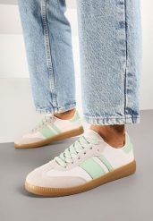 Biało-Zielone Sneakersy Tenisówki z Ozdobnymi Paskami Nelidi. Białe trampki i tenisówki damskie Born2be, bez wzorów, z jeansu. Za 64.99 zł.