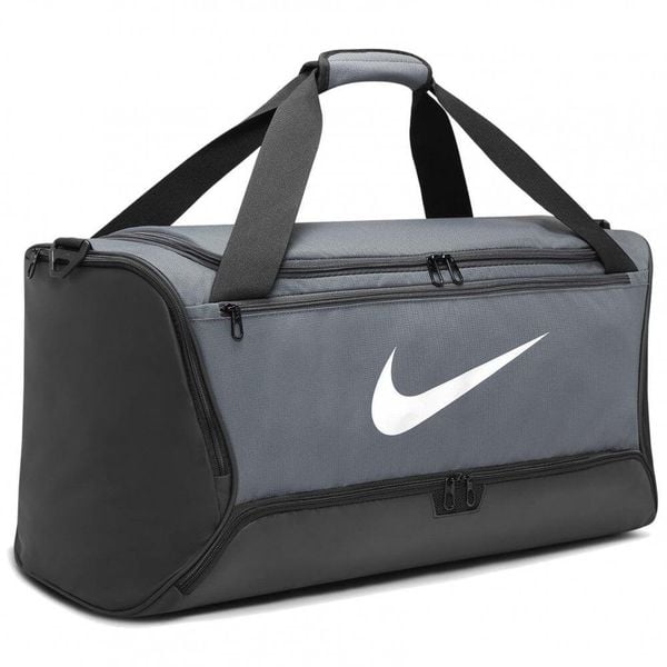 Torba treningowa Nike Brasilia 9.5. Czarne torby podróżne męskie Nike, bez wzorów, bez dodatków. Za 176.00 zł.