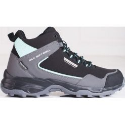 Wysokie buty trekkingowe męskie DK z protektorem czarne. Czarne buty trekkingowe męskie z materiału, bez zapięcia. Za 231.50 zł.