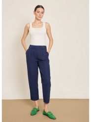 BGN Spodnie w kolorze granatowym rozmiar: 40. Niebieskie spodnie materiałowe damskie BGN, bez wzorów, z materiału. Za 121.99 zł.