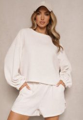 Jasnobeżowy Basicowy Komplet Szorty i Bluza Novirissa. Brązowe bluzy bez kaptura damskie Renee, z materiału. Za 99.99 zł.