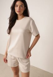 Beżowy Letni Komplet z Bawełny i Wiskozy T-shirt i Szorty Celinai. Brązowe szorty damskie Born2be, bez wzorów, z bawełny, eleganckie. Za 109.99 zł.