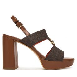 Sandały MICHAEL Michael Kors. Brązowe kozaki damskie MICHAEL Michael Kors, bez wzorów, bez obcasa, na słupku. Za 739.99 zł.