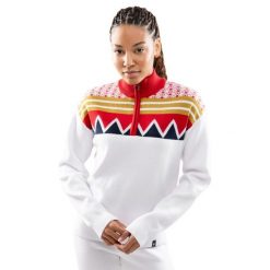 Damski sweter dzianinowy ze stójką Siroko Sapporo-W White. Białe swetry klasyczne damskie SIROKO, na zimę, z dzianiny, bez kołnierzyka. Za 253.00 zł.
