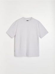 Bluza z krótkim rękawem z wiskozą - kremowy. Białe bluzy bez kaptura męskie Sinsay, l, z wiskozy. Za 39.99 zł.