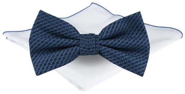 Mucha Męska z Poszetką - Chattier - Granatowa z Drobnym Wzorem. Niebieskie krawaty i muchy męskie Chattier, bez wzorów, eleganckie. Za 65.00 zł.