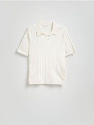 Bawełniany sweter polo - złamana biel. Swetry męskie Reserved, l, bez wzorów, z bawełny, bez kołnierzyka. W wyprzedaży za 79.99 zł.