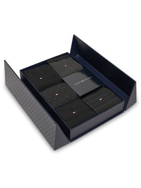 Tommy Hilfiger Skarpety długie 701235374 Czarny. Czarne skarpetki męskie Tommy Hilfiger, bez wzorów, z bawełny. Za 119.99 zł.