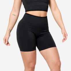 Spodenki do treningu siłowego damskie Domyos seamless. Czarne szorty damskie DOMYOS, bez wzorów, z elastanu, sportowe. Za 79.99 zł.