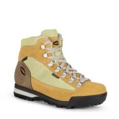Buty trekkingowe damskie Aku Ultra Light Gtx. Brązowe obuwie trekkingowe damskie Aku. Za 449.00 zł.