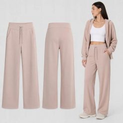 SPODNIE DAMSKIE DRESOWE 4F SPORTOWE Z MODALEM SZEROKA BEŻOWE. Brązowe spodnie sportowe damskie 4f, xl, z dresówki, na fitness i siłownię. Za 179.99 zł.