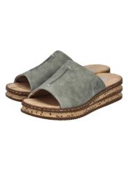 Rieker Klapki w kolorze zielonym rozmiar: 38. Zielone klapki damskie Rieker, bez wzorów, bez obcasa, na koturnie. Za 172.89 zł.