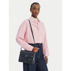 Torebka Coccinelle. Niebieskie listonoszki damskie Coccinelle, bez wzorów, bez dodatków. Za 1,249.99 zł.