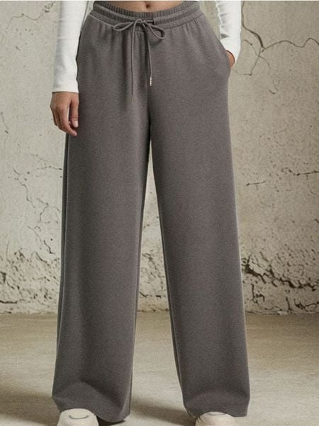 Spodnie soft touch z dodatkiem wiskozy - szary. Szare spodnie materiałowe damskie Sinsay, bez wzorów, z wiskozy. Za 59.99 zł.