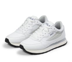 Buty sportowe damskie Fila Hypert. Białe buty sportowe na co dzień damskie Fila, bez wzorów, z materiału. Za 280.25 zł.