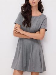 Sukienka mini - jasnoszary. Szare sukienki damskie Reserved, l, bez wzorów, z tkaniny, bez kołnierzyka, bez ramiączek, mini, dopasowane. Za 159.99 zł.