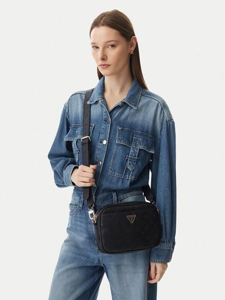 Guess Torebka Victtoria HWPG95 14140 Czarny. Czarne listonoszki damskie Guess, z aplikacjami, ze skóry, bez dodatków. Za 326.99 zł.