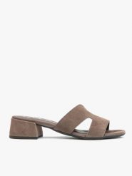 Ciemnobrązowe klapki na niewielkim obcasie. Szare klapki damskie Ryłko, bez wzorów, ze skóry, bez obcasa, na obcasie. Za 299.99 zł.