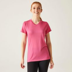 Fingal V-Neck damska koszulka. Czerwone bluzki sportowe damskie Regatta, bez wzorów, z tkaniny, bez ramiączek. W wyprzedaży za 44.99 zł.