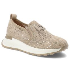 Beżowe Półbuty Vinceza Wsuwane Eleganckie Obuwie Damskie. Brązowe półbuty damskie VINCEZA, bez wzorów, z koronki, eleganckie, bez obcasa. Za 189.00 zł.