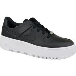 Buty Nike Air Force 1 Sage Low W AR5339-002 czarne. Czarne buty sportowe na co dzień damskie bez wzorów, nike air force. Za 745.86 zł.