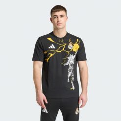 Koszulka adidas Real Madryt Avengers. Czarne t-shirty sportowe męskie Adidas, bez ramiączek, do piłki nożnej. Za 299.00 zł.