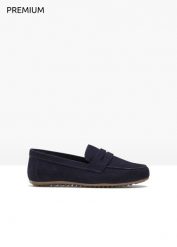 Półbuty loafersy skórzane. Niebieskie półbuty damskie bonprix, bez wzorów, ze skóry, bez obcasa. Za 144.99 zł.