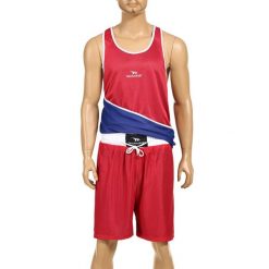 Strój bokserski dwustronny L Yakimasport. Czerwone szorty męskie YAKIMASPORT, bez wzorów, sportowe. Za 239.00 zł.