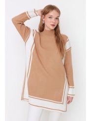 Trendyol Sweter w kolorze karmelowo-białym rozmiar: L/XL. Brązowe golfy damskie Trendyol, l, bez wzorów, bez ramiączek. Za 78.99 zł.