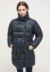 DAMSKA KURTKA ZIMOWA MUSTANG Heidi Mid Puffer Vulcan 1014196 4139. Kurtki damskie Mustang, na zimę, l, bez wzorów, bez kaptura. Za 399.99 zł.