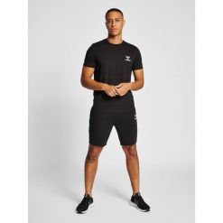 Szorty Regular Hummel Icons. Czarne szorty męskie HUMMEL, s, na fitness i siłownię. W wyprzedaży za 114.50 zł.