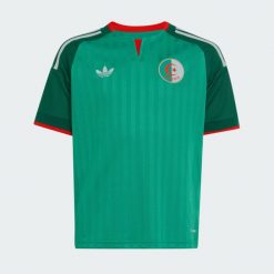 Dziecięca koszulka wyjazdowa Algieria 26. Zielone bluzki sportowe damskie Adidas, m, z materiału, bez kołnierzyka, bez ramiączek. Za 329.00 zł.