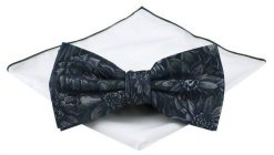 Mucha Męska z Poszetką (Zestaw) - Chattier - Kwiaty, Granatowa. Niebieskie krawaty i muchy męskie Chattier, bez wzorów, eleganckie. Za 59.00 zł.
