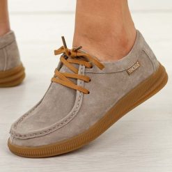 Beżowe skórzane mokasyny damskie Vinceza 95391. Brązowe mokasyny damskie VINCEZA, z jeansu. W wyprzedaży za 215.10 zł.