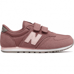 New Balance YV420PP. Buty sportowe chłopięce New Balance, z materiału, bez zapięcia. W wyprzedaży za 129.99 zł.