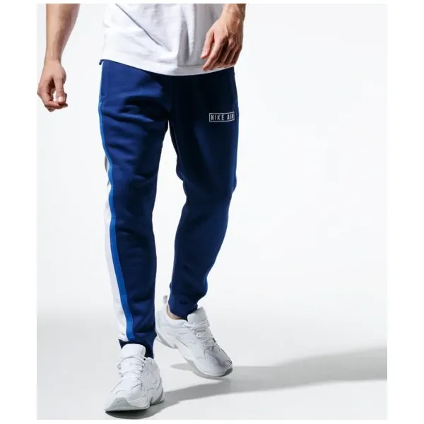 Nike Spodnie M Nsw Nike Air Pant Flc , czarny, rozmiar L. Czarne spodnie materiałowe męskie Nike, z aplikacjami, z bawełny, eleganckie. Za 259.99 zł.