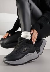 Czarne Sneakersy Śniegowce Vices na Grubej Podeszwie z Trójkątną Ozdobą Filritisa. Czarne śniegowce damskie Born2be. Za 109.99 zł.