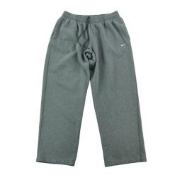 Second life - Nike spodnie dresowe męskie - Stan bardzo dobry. Szare spodnie sportowe męskie Nike, z dresówki. Za 114.98 zł.