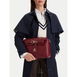 Torebka Beverly Hills Polo Club. Czerwone torebki klasyczne damskie Beverly Hills Polo Club, bez wzorów, bez dodatków. Za 229.99 zł.