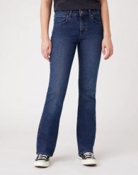 SPODNIE DAMSKIE WRANGLER BOOTCUT BONFIRE BLUE W28BHN34K 112128219. Niebieskie spodnie materiałowe damskie Wrangler, bez wzorów, z jeansu. Za 199.99 zł.